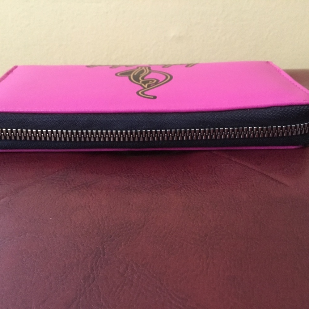 Baby Phat Zippered Wallet - Picture 9 of 16